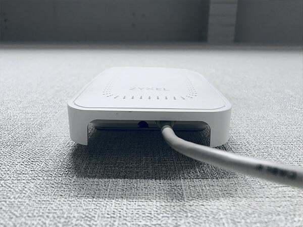 Zyxel WAC500H Point d'accès WiFi Professionnel Wave 2 MU-MIMO PoE